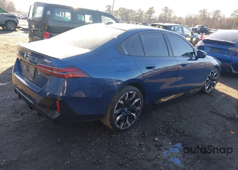 2024 BMW I5 M60 z USA, uszkodzony, nr VIN WBY43FK09RCN89715